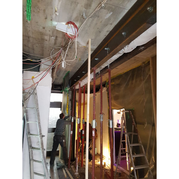 Referenz „Umbau einer Hotellobby“ der Firma E. Miller in Krailling, Würmtal aus dem Jahr 2018 in Haar – Einbau Stahlträger